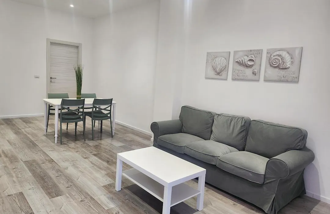 Orange Boutique Rooms-1